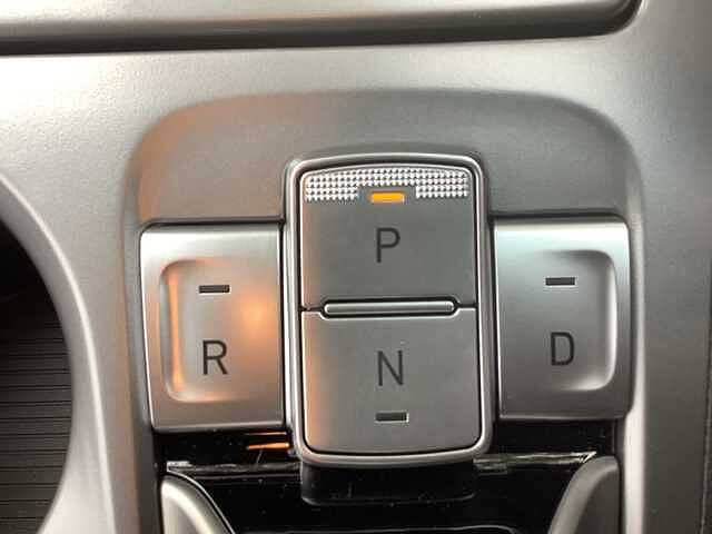 Hyundai Kona 100kW SE Connect 39kWh 5dr Auto