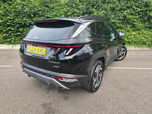 Hyundai Tucson 1.6 TGDi Plug-in Hybrid Premium 5dr 4WD Auto