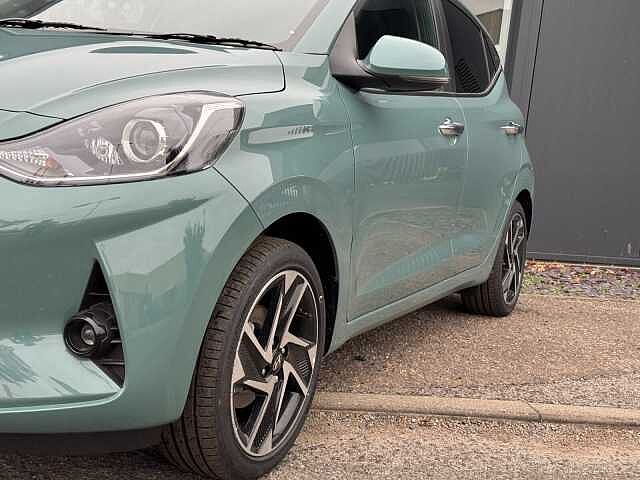 Hyundai i10 1.0 [63] Premium 5dr [Nav]