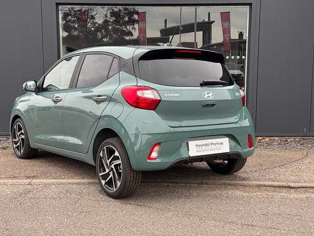 Hyundai i10 1.0 [63] Premium 5dr [Nav]