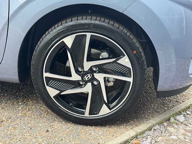 Hyundai i10 1.0 [63] Premium 5dr [Nav]