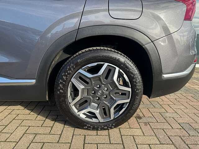 Hyundai Santa Fe 1.6 TGDi Hybrid Ultimate 5dr 4WD Auto