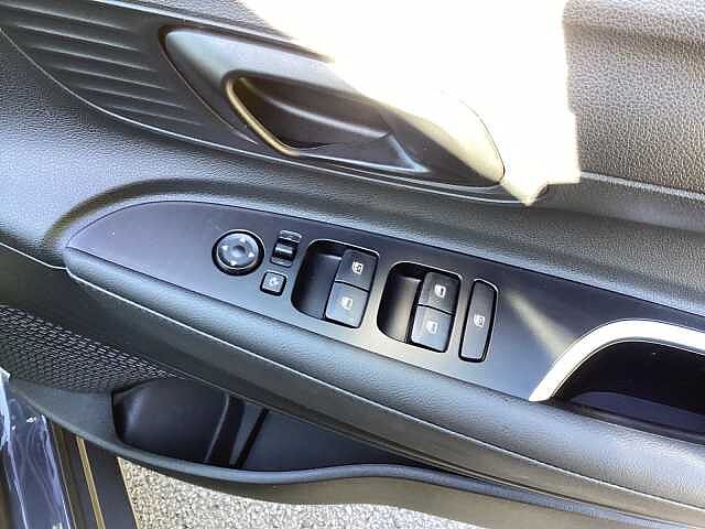 Hyundai BAYON 1.0 TGDi [90] Black Line 5dr Aurora Gray