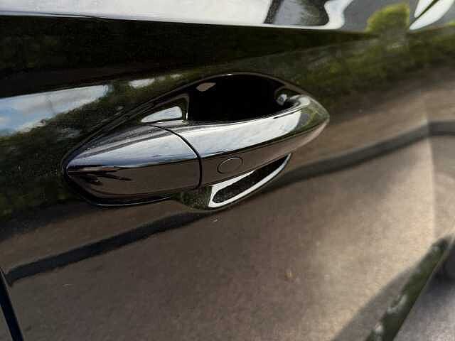 Hyundai TUCSON 1.6T 48V MHD N Line S 5dr DCT Abyss Black