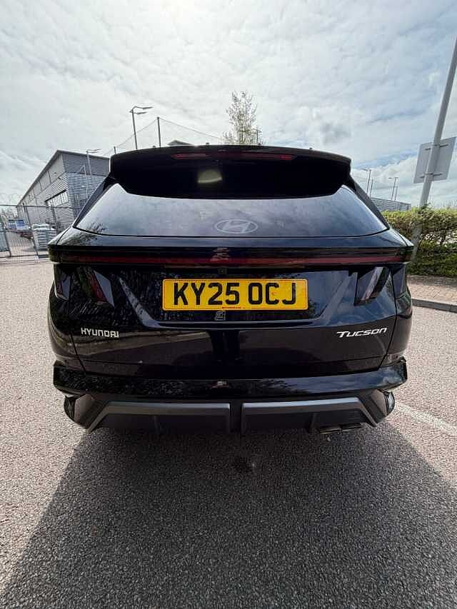 Hyundai TUCSON 1.6T 48V MHD N Line S 5dr DCT Abyss Black