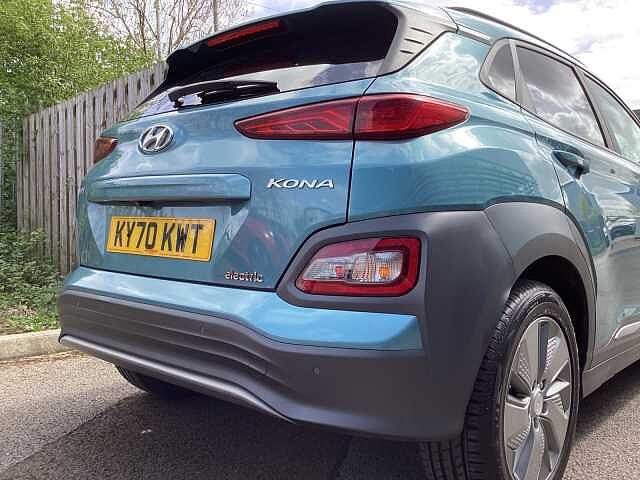 Hyundai KONA 150kW Premium 64kWh 5dr Auto Ceramic Blue