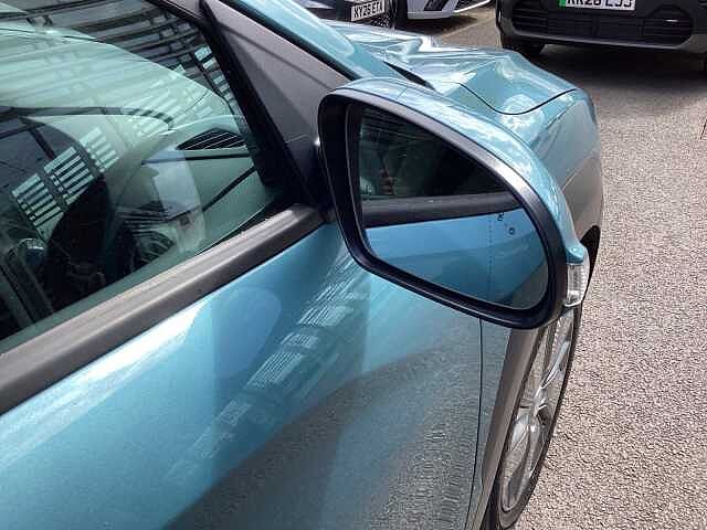 Hyundai KONA 150kW Premium 64kWh 5dr Auto Ceramic Blue