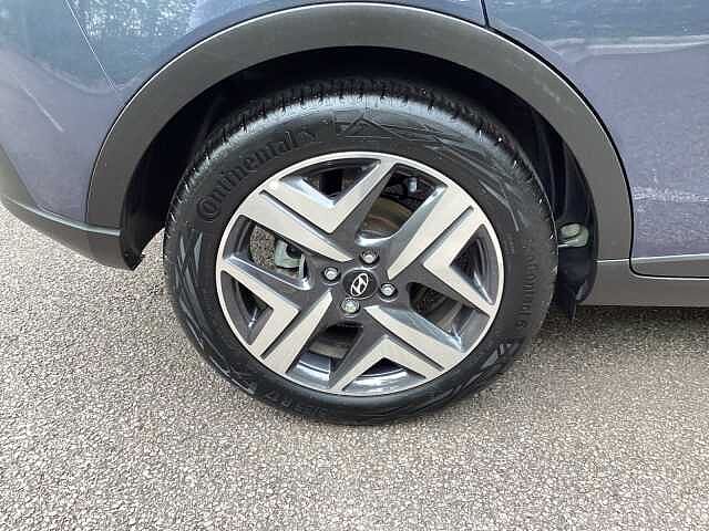 Hyundai BAYON 1.0 TGDi 48V MHEV Premium 5dr DCT Grey