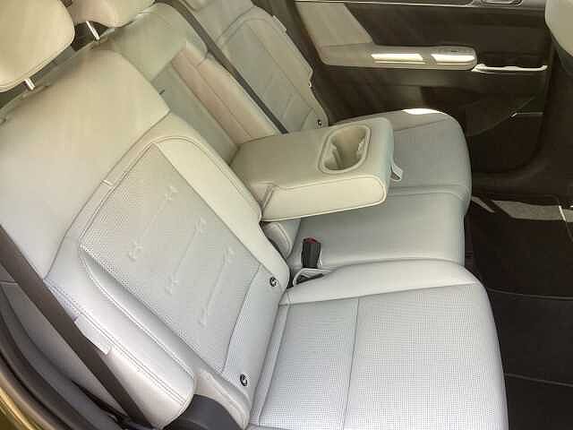 Hyundai Santa Fe 1.6 TGDi Hybrid Ultimate 5dr Auto